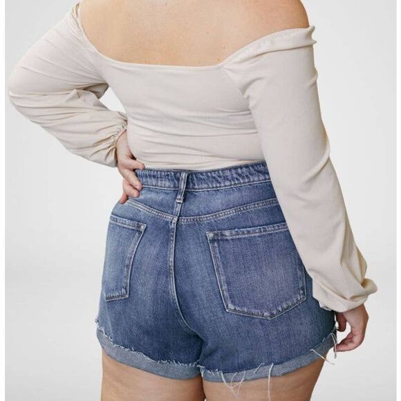 Kancan Lyric Ultra High Rise Distressed Button Fly Denim Shorts Women's 3XL - Picture 2 of 9